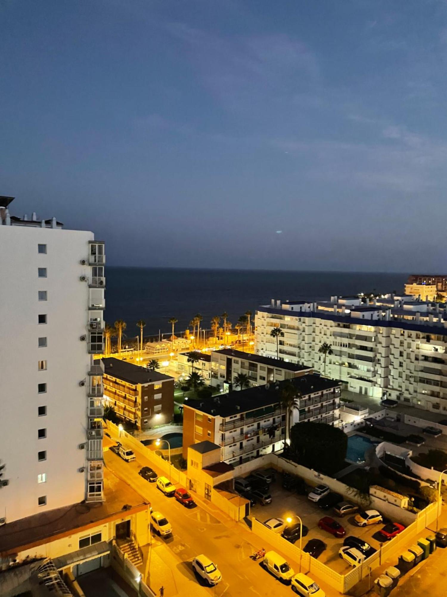 Benalmadena ,Apartamento-Estudio Primera Linea De Playa Exterior photo
